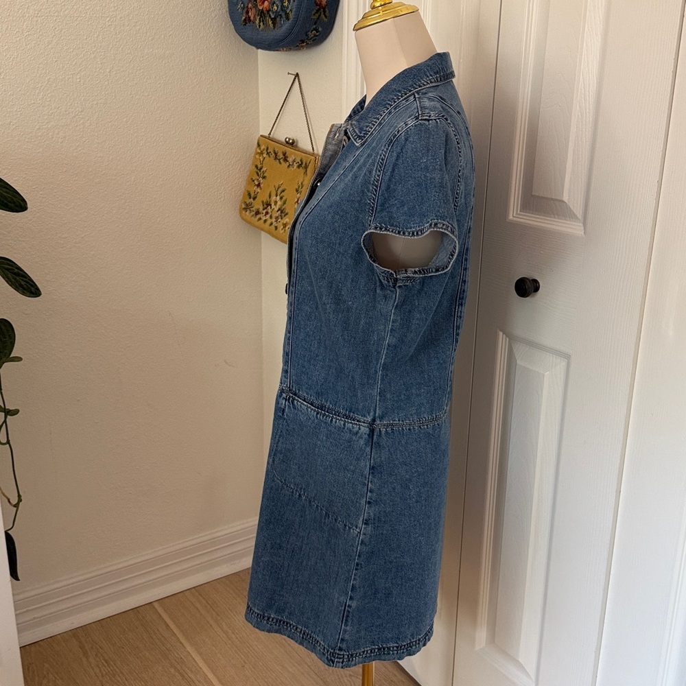 Gap Ultrasoft Button Down mini shift Denim Pocket Dress Size Medium - Picture 3 of 6